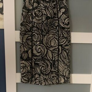 Worthington Black and White Swirl Pencil Skirt